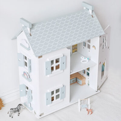 Villa wooden doll houses for kids supplier