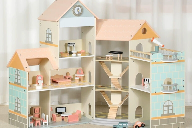 Multifunctional wooden doll houses kids toy factory