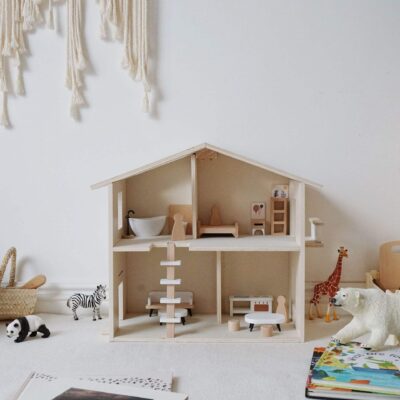 Durable Wooden Doll House Birthday Gift for Kids