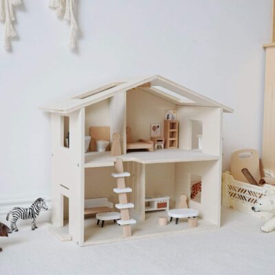 Durable Wooden Doll House Birthday Gift for Kids